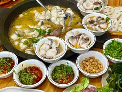 -大鼎石锅鱼(春江里店)