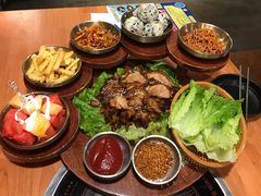 -肥肥虾庄·金牌油焖大虾(杨园滨江时代walk店)