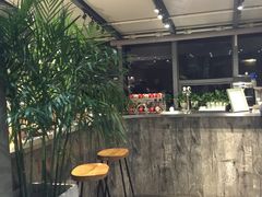 -HIGH FIVE哈福手工汉堡(桂林路店)