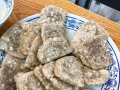 炸灌肠-门框胡同百年卤煮(鸟巢店)