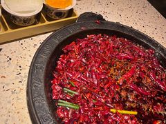 -红九格老火锅(三峡广场店)