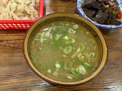 招牌牛肉汤-兄弟俩老李家牛肉汤(总店)