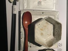 -花潮料理艺食馆(SM新生活广场店)