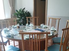 -严记小天府酸菜鱼(西四路店)