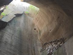 -伍山海滨石窟