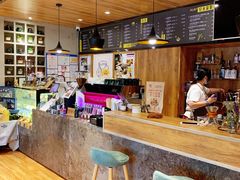 -ZING COFFEE 镜咖啡