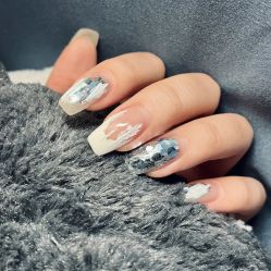 -悦指间美甲美睫