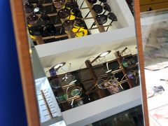 -广州宝岛眼镜武汉和光眼镜市场西区店
