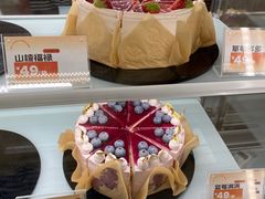 -卷们·现制生日蛋糕·蓝风车动物奶油(金源店)