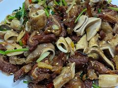 -超越海鲜屋(飞龙物业店)