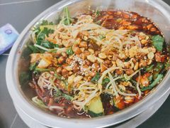 -周良天山牛杂城(天山路总店)