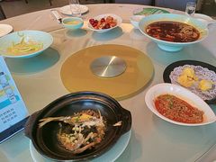 -静之湖湖畔餐厅