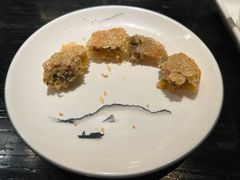 蟹壳黄-吴越荣记苏州菜·松鼠桂鱼 100% 活鱼现做(月光码头店)