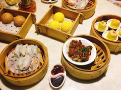 牛仔骨-隆隆金大茶楼(地王广场店)