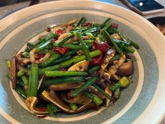 -半山腰·云南菜(侨福芳草地店)