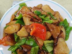 -鹤乡东北菜(崮山路店)