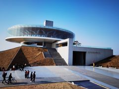 -郑东新区龙湖公共艺术中心
