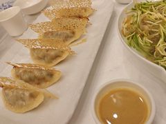 -品海楼·大连海胆锅贴馆(东港店)