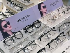 -博士眼镜集团石人工眼镜(虹口万泰店)