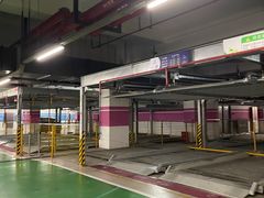 -徐汇日月光地下停车场