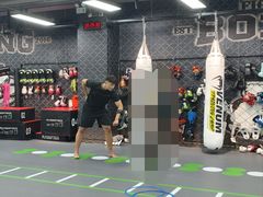 -拳力汇散打搏击泰拳俱乐部(绿地缤纷城店)