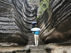 -梭布垭石林景区