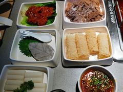 -海底捞火锅(银泰中心店)
