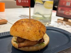 招牌香辣鸡腿堡-必胜客(堤口路店)