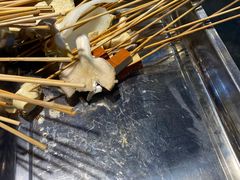 -钢管厂五区小郡肝串串香(奥克斯广场锦城万达店)