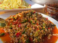 开胃碎牛肉-邛海风味特色菜馆