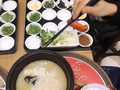 -妈妈故事米线(市府恒隆店)