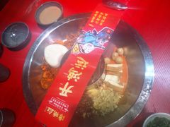 -谭鸭血老火锅(漳州路店)