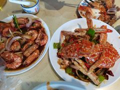 -庄姐川味海鲜B栋2排2号(万人海鲜广场火车头店)