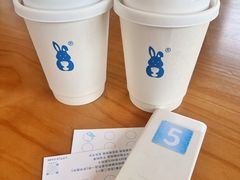 太妃榛果拿铁-小意思咖啡店(草桥店)