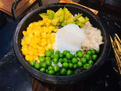 芝士石锅拌饭-鹤江桥·红油牛肉粉(SKP店)