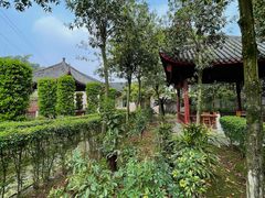 -周老三跷脚牛肉·全牛火锅(非遗传承店)