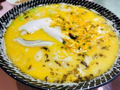 蟹粉黄鱼煨麺-夏味馆(镇宁路店)