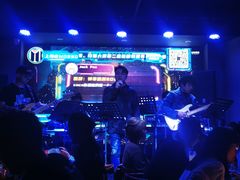 景观位-MOSSO音乐酒吧·live house(长乐路店)
