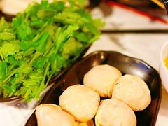 -鲜入围煮花胶鸡海鲜火锅