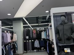 -迪卡侬(高新万达店)