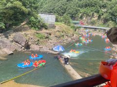 -安吉龙王山峡谷漂流