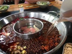 -园里串香牛肉串串火锅(新繁店)