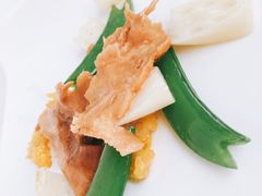 藕带炒双耳-Lotus 莲花空间(国贸商城店)