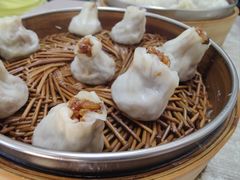 三丁烧麦-曼曼汤包(建国西路店)
