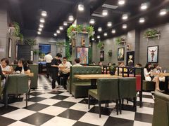大堂-愉肴麻辣香锅(中山路店)