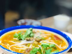 湖南米粉-三湘四水正宗湘菜(君峰路店)