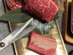 -草家酱蟹炭火烤肉店(珲春南路二店)