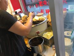 -烤鸭肉夹馍鸭汤店