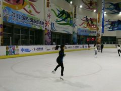 -冠军冰场CHAMPION RINK(百联又一城店)