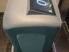 -深圳国际会展中心希尔顿酒店(前海华发冰雪世界店)